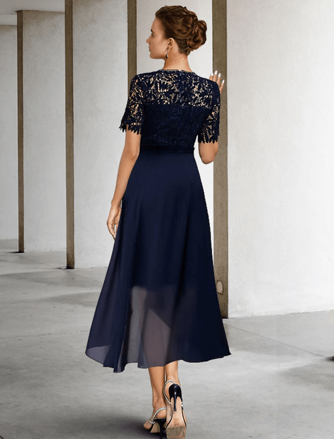 Vestido tubinho/coluna para mãe da noiva, convidada formal para casamento, elegante, decote redondo, comprimento até ao joelho, renda, manga curta com laço(s)