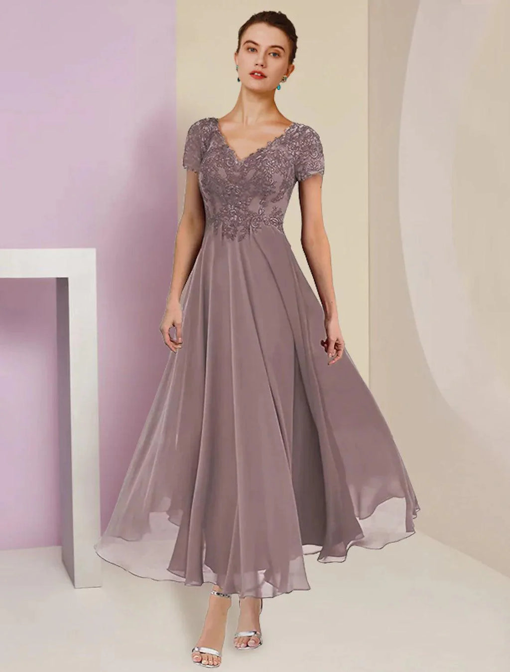 Vestido de mãe da noiva em duas peças, corte A, formal, para convidada de casamento, elegante, decote em V, comprimento chá, chiffon, renda, manga curta, casaco, vestidos com pregas, aplicações