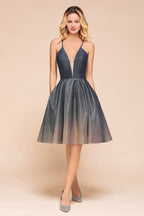 Elegantes, knielanges Abend- und Partykleid mit Spaghettiträgern und tiefem V-Ausschnitt, rückenfreies Ballkleid mit Tasche