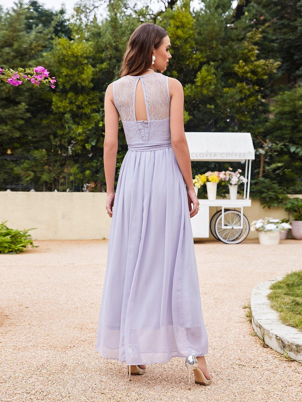 Elegant A-Line Scoop Sleeveless Chiffon Bridesmaid Dresses