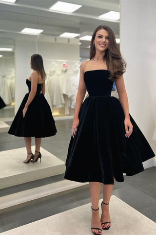 Elegant Black Strapless Sleeveless Tea Length A-line Velvet Evening Dresses