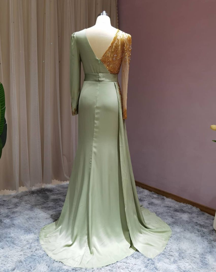 Elegante Abendkleider mit Ärmeln Lange Ballkleider