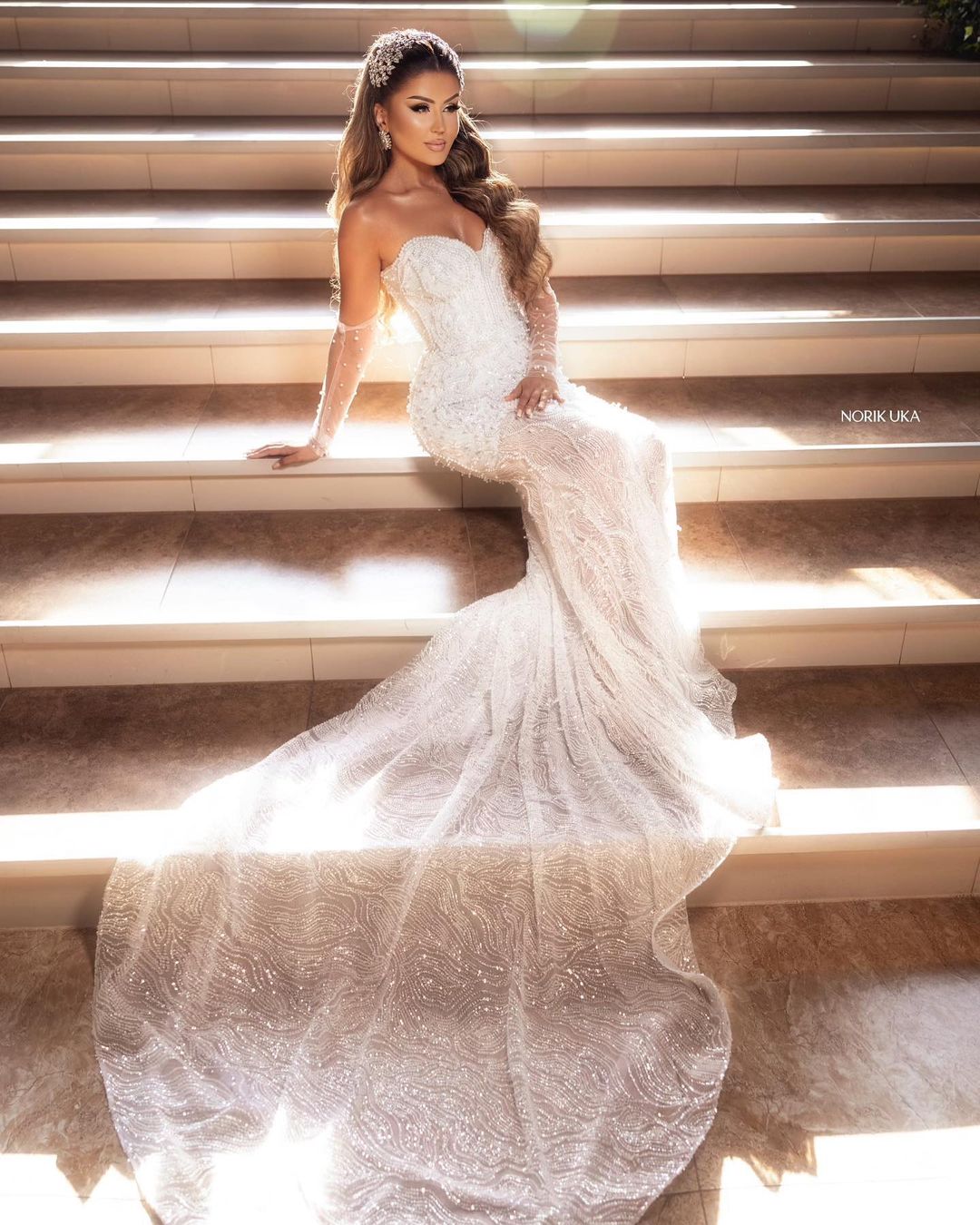 Elegant Bodenlanges Sweetheart Ärmelloses Meerjungfrau Spitzen Brautkleid mit Perlen