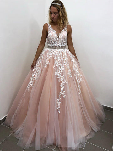 Elegantes langes rückenfreies Ballkleid mit A-Linie und V-Ausschnitt aus Tüll und Spitze