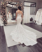 Elegantes langes rückenfreies Meerjungfrau-Brautkleid mit Trägerkleid-Ausschnitt, Applikationen und Spitze
