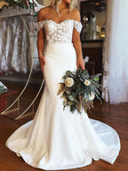 Elegantes langes Meerjungfrau-Brautkleid mit Trägerkleid-Ausschnitt, Satin und Spitze