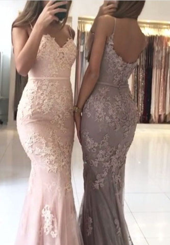 Elegantes langes Meerjungfrau-Abschlussballkleid mit Herzausschnitt und Spaghettiträgern und Spitzenapplikationen