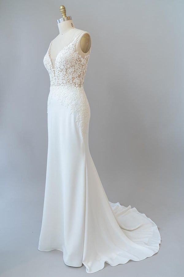 Vestido de novia elegante largo sirena con escote en V y espalda descubierta de encaje