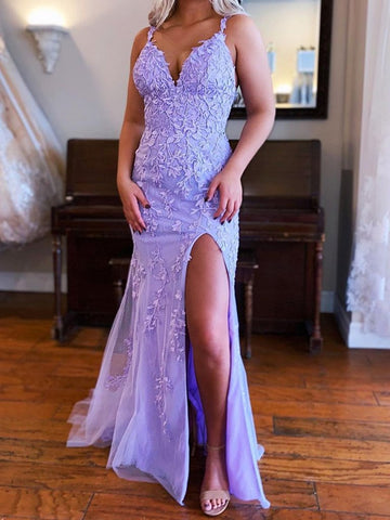 Elegantes langes Meerjungfrau-Ballkleid mit V-Ausschnitt und Spitze und Schlitz