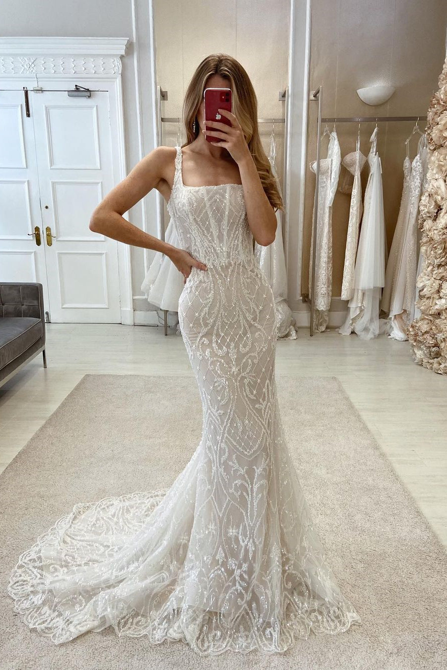 Elegantes Meerjungfrauen-Träger-Armelloses Spitzen-Brautkleid Mit Schleppe