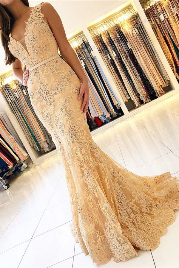 Elegant Sleeveless V-Neck Mermaid Evening Dress with Lace Appliques