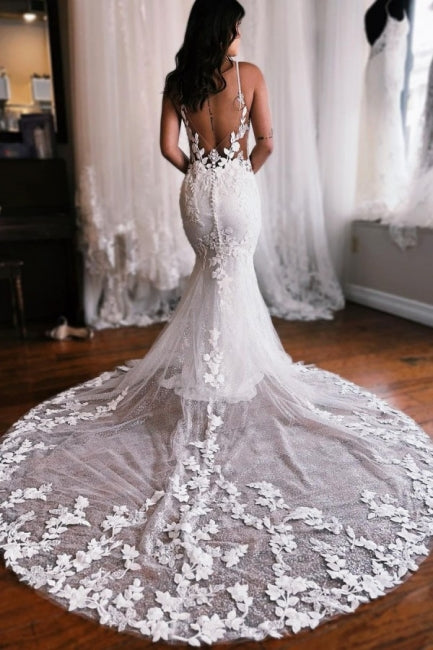 Elegantes trägerloses Hochzeitskleid im Meerjungfrau-Stil mit Spaghettiträgern und Spitze