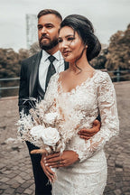 Elegant Weiß Blumen Spitze Meerjungfrau Frühlings Brautkleid Langarm V-Ausschnitt Schlanke Brautkleider