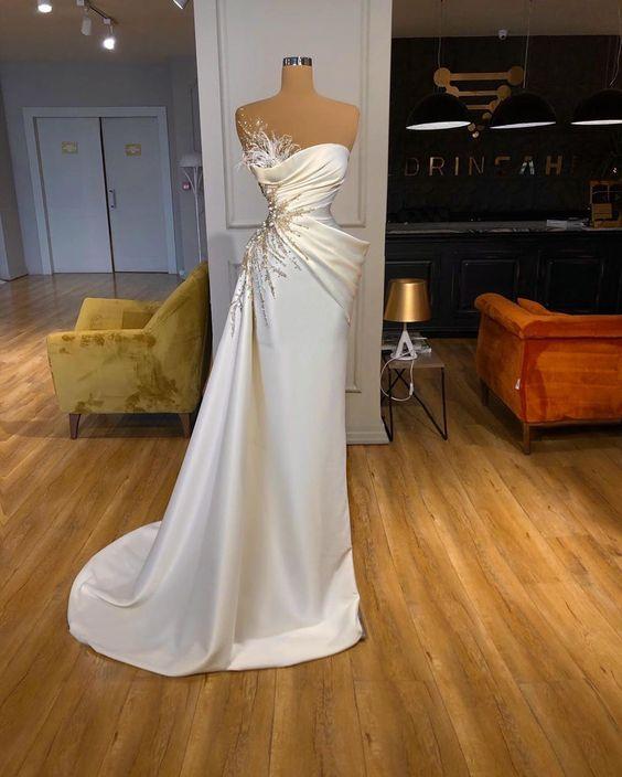 Elegant White Princess Sleeveless Long Mermaid Prom Dresses