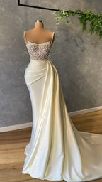 Elegant Weiß Pailletten Ärmellos Meerjungfrau Brautkleider Mit Perle
