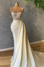 Elegant Weiß Pailletten Ärmellos Meerjungfrau Brautkleider Mit Perle