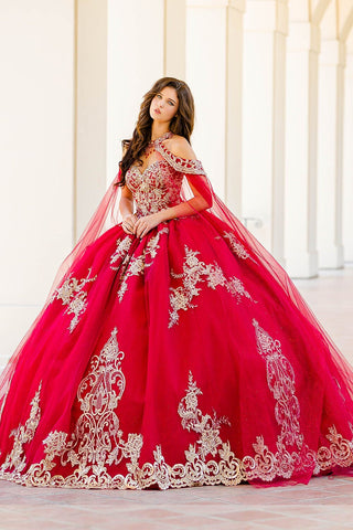 Ballkleid mit Cape und bestickter Applikation von Petite Adele PQ1016