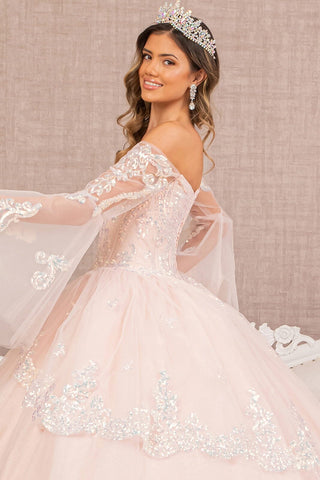 Ballkleid mit bestickten Glockenärmeln von Elizabeth K GL3109