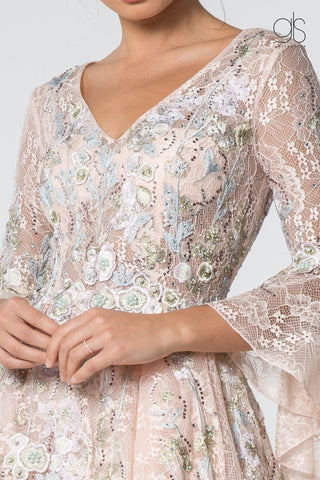 Ballkleid aus bestickter Spitze mit Glockenärmeln von Elizabeth K GL1592