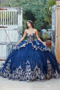 Besticktes trägerloses Ballkleid mit mehreren Lagen von Petite Adele PQ1051