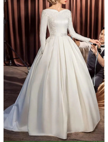 Verlobung Vintage 1940er / 1950er Jahre Formelle Herbst-Brautkleider Ballkleid Schulterfrei Langarm Hofschleppe Satin-Brautkleider mit Schärpe / Bandapplikationen