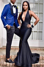 Ausgezeichnetes langes schwarzes Ballkleid im Meerjungfrau-Stil mit Neckholder und offenem Rücken