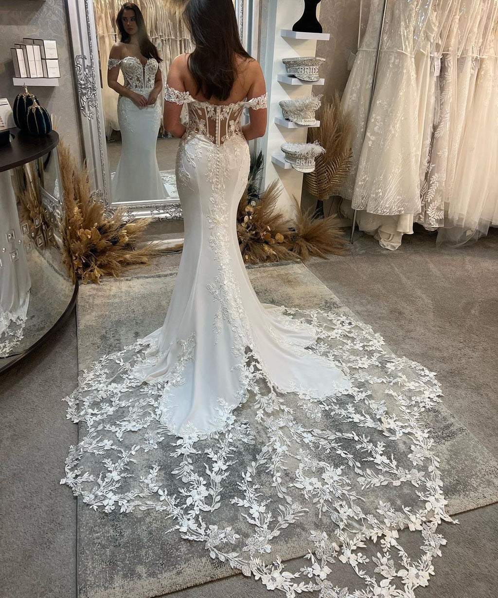 Exquisite Bodenlange Herz-Ausschnitt Ärmellos Off-The-Shoulder Meerjungfrau Spitze Brautkleid