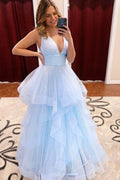 Exquisites himmelblaues langes A-Linien-Ballkleid aus Tüll mit V-Ausschnitt