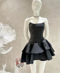 Elegante Vestido Corto Sin Tirantes Negro para Cumpleaños y Baile de Bienvenida Y7636