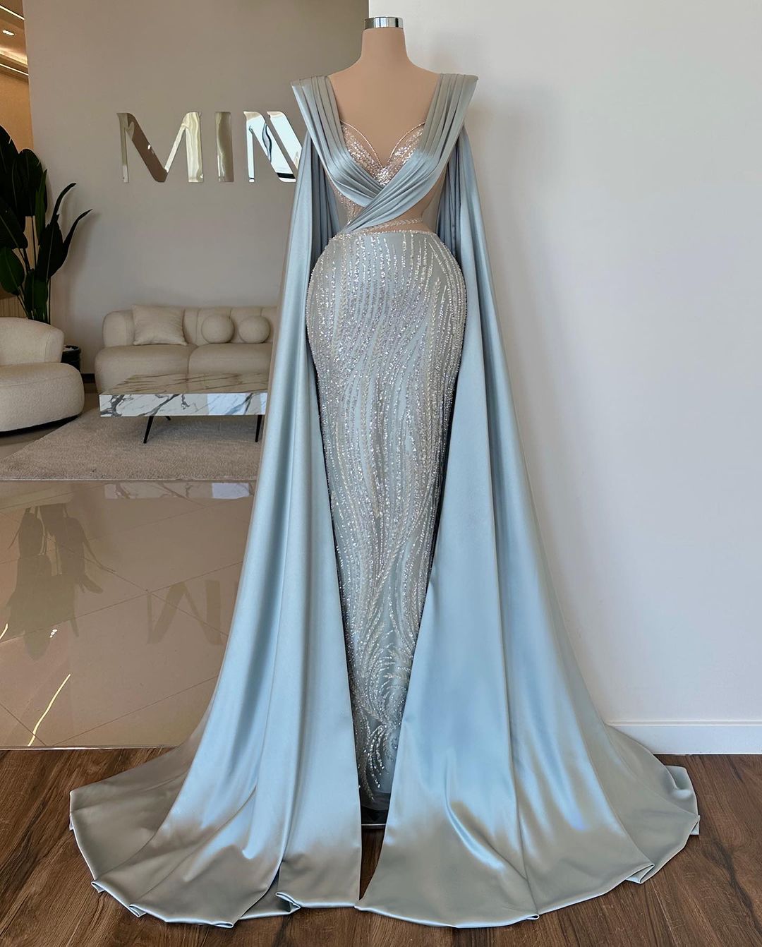Fabelhaftes langes blaues V-Ausschnitt Meerjungfrau-Sequins-Spitzen-Abschlussballkleid mit Ärmeln