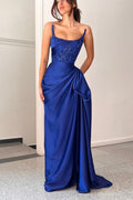 Fabuloso vestido de baile comprido azul royal sem mangas com lantejoulas e folhos