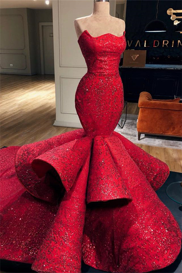 Fabuloso vestido de baile longo sem alças e sem mangas estilo sereia