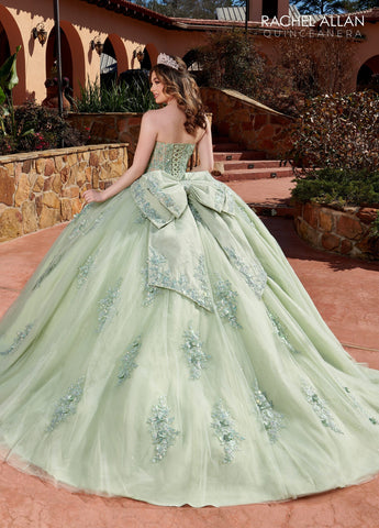 Quinceanera-Kleid mit langen Federärmeln von Rachel Allan RQ2171