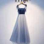 Kurzballkleid aus blauem Samttüll für den Heimatball s99