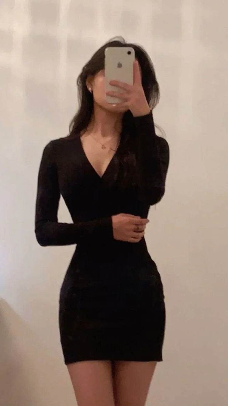 Vestido Negro con Escote en V Vestido Sexy para el Baile de Bienvenida Mangas Largas Vestido de Fiesta Y1421