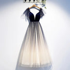 Blaues V-Ausschnitt Samttop mit Tüll kurzes Homecoming-Kleid S98