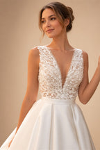 SoDigne Country Wedding Dresses A-line Wedding Gown V-Neck Bride Dress Appliques Satin Bridal Gown Vestido De Novia Customized