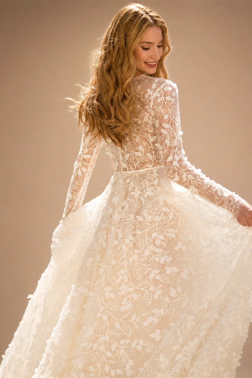 A-Line Boho Wedding Dresses O-Neck Long Sleeve Vestido De Novia Lace Appliques Pearls Sequined Custom Made Bridal Gown | Nightbubo