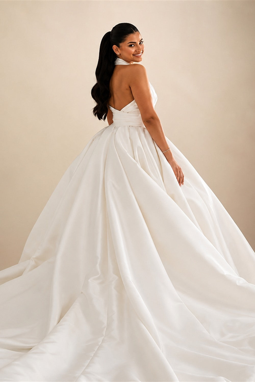 SoDigne A-line Satin Simple Wedding Dresses Sleeveless Halter Bridal Dress Long Wedding Gown Robe De Mairee ﻿Customized