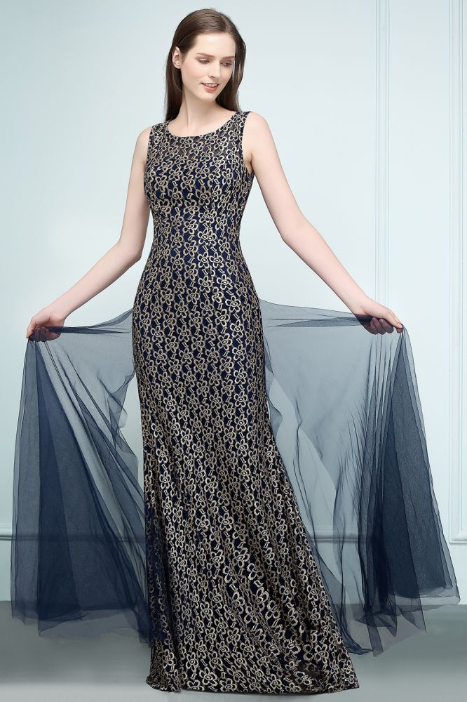 Bodenlanges, ärmelloses Ballkleid mit Rundhalsausschnitt und Spitze in Gold