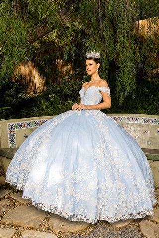Schulterfreies Ballkleid mit Blumenstickerei von Cinderella Couture 8070J