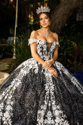 Schulterfreies Ballkleid mit Blumenstickerei von Cinderella Couture 8070J