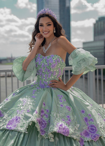 Vestido de quinceanera floral em camadas e renda, de Rachel Allan RQ5002