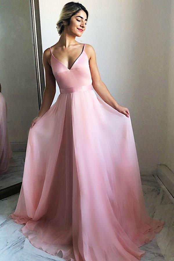 Vestido de festa fluído em A, decote em V, cauda longa, chiffon rosa, PG682