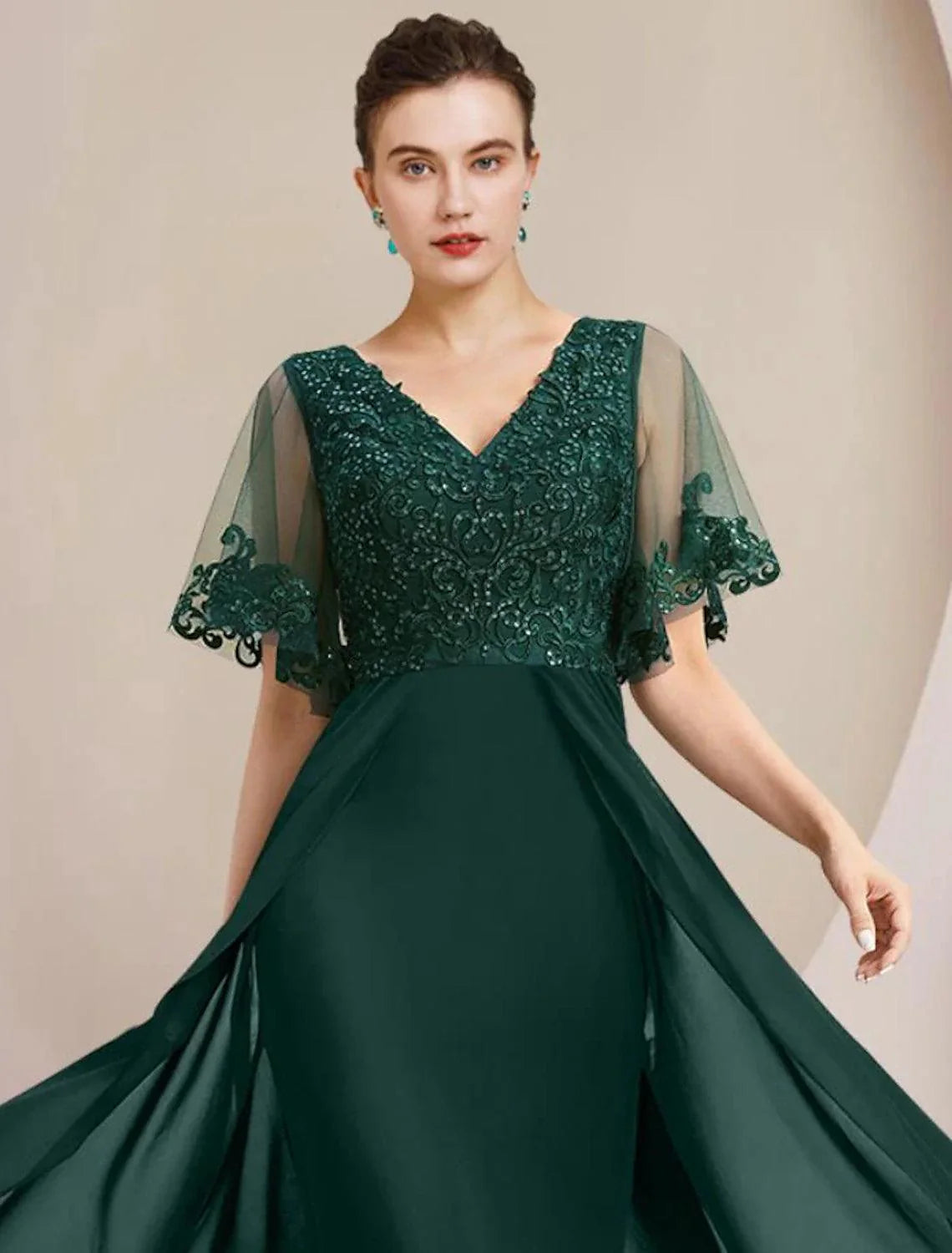 Vestido de mãe da noiva com bainha/coluna, para convidada de casamento formal, elegante, decote em V, comprimento até ao chão, chiffon, renda, tule, manga curta com aplicações de lantejoulas