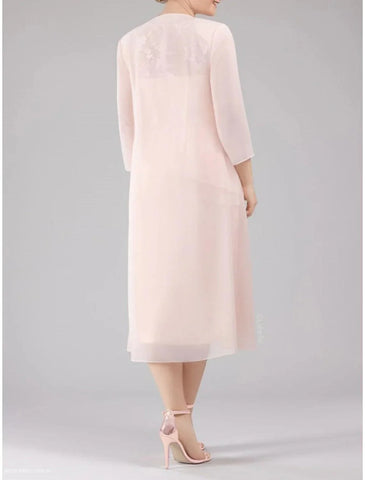 Sheath / Column Mother of the Bride Dress Wedding Guest Elegant Petite Scoop Neck Tea Length Chiffon 3/4 Length Sleeve with Lace Tier