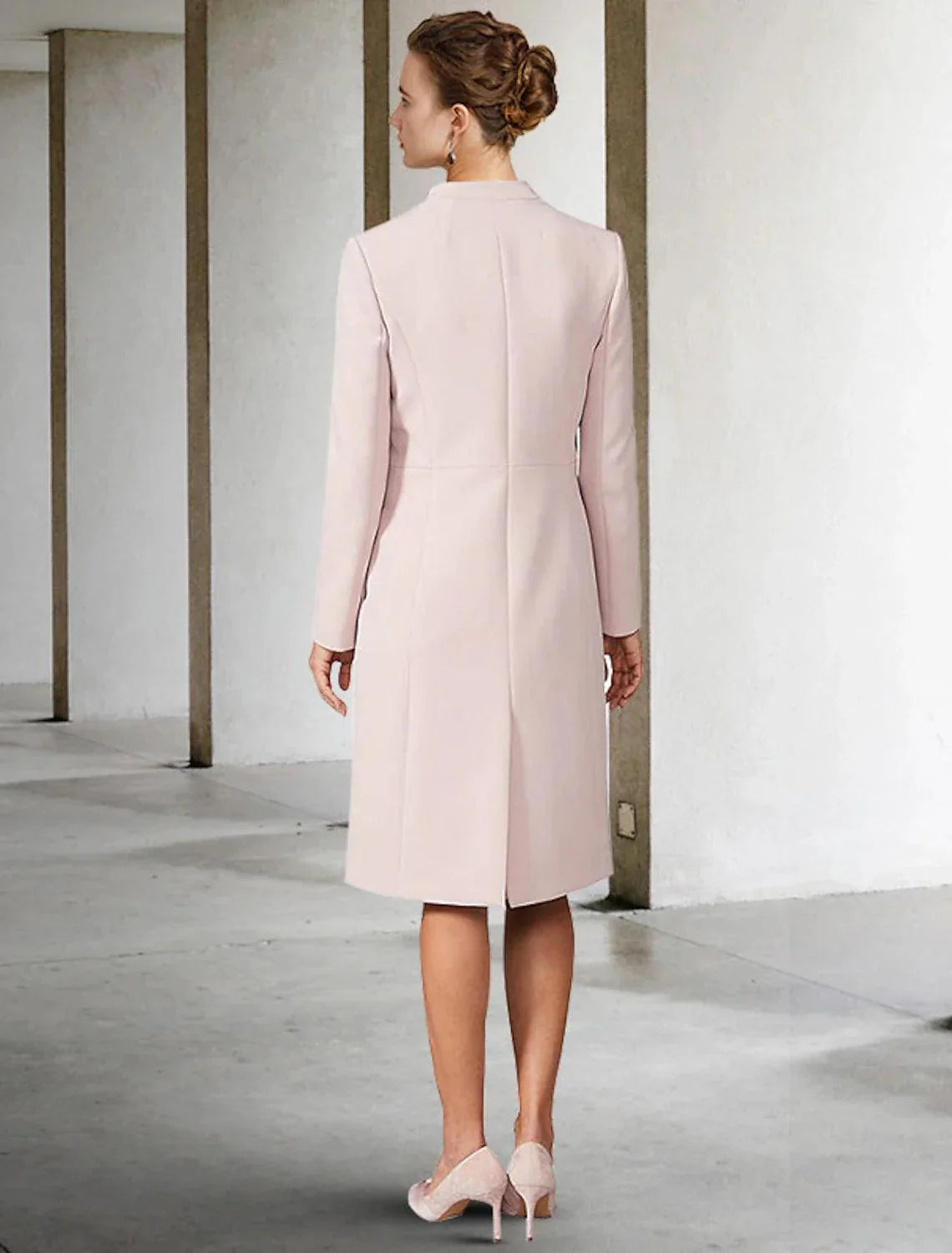 Vestido de mãe da noiva em duas peças, corte A, para convidada de casamento, elegante, decote em V, comprimento até ao joelho, chiffon, manga curta, casaco, cor sólida, outono