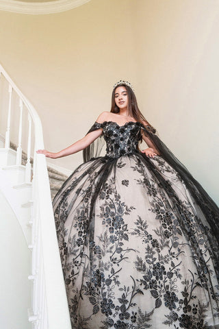 Ballkleid mit Cape-Ärmeln und Applikation von GLS Gloria GL3500