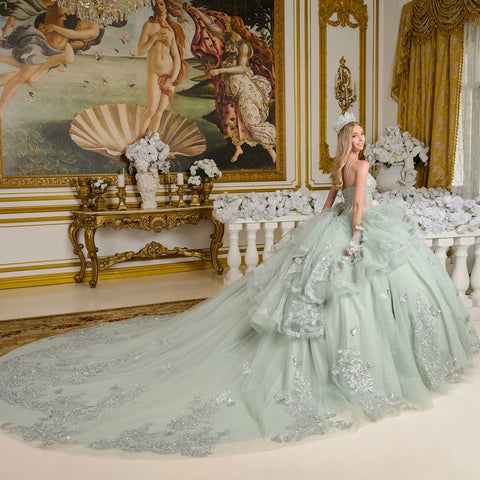 Ballkleid mit V-Ausschnitt und Rüschen von Elizabeth K GL3649