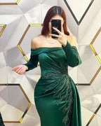 Glamorous Off-the-Shoulder Dark Green Pleated Mermaid Evening Dress